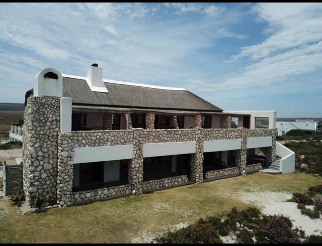 7 BEDROOM HOUSE FOR SALE IN DUYKER EILAND